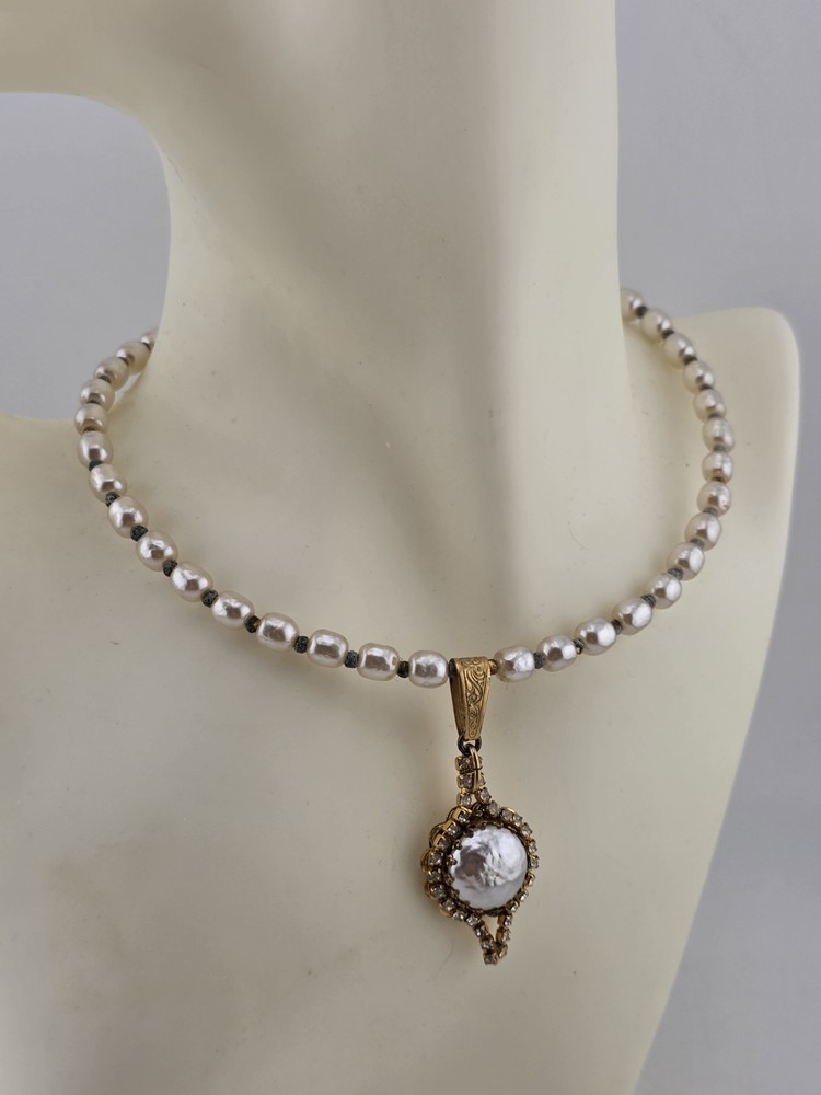 Vintage 1950’s Miriam Haskell Glass Pearl Necklace/ Chocker Rhinestone Pendant