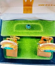 Vintage Mid-Century Deep Green Cuff links. Beautiful! Original and made in USA