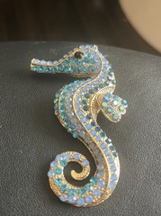 Florida Blue Rhinestone Seahorse Brooch Pin Gold Tone Ocean Life Mermaid Costume