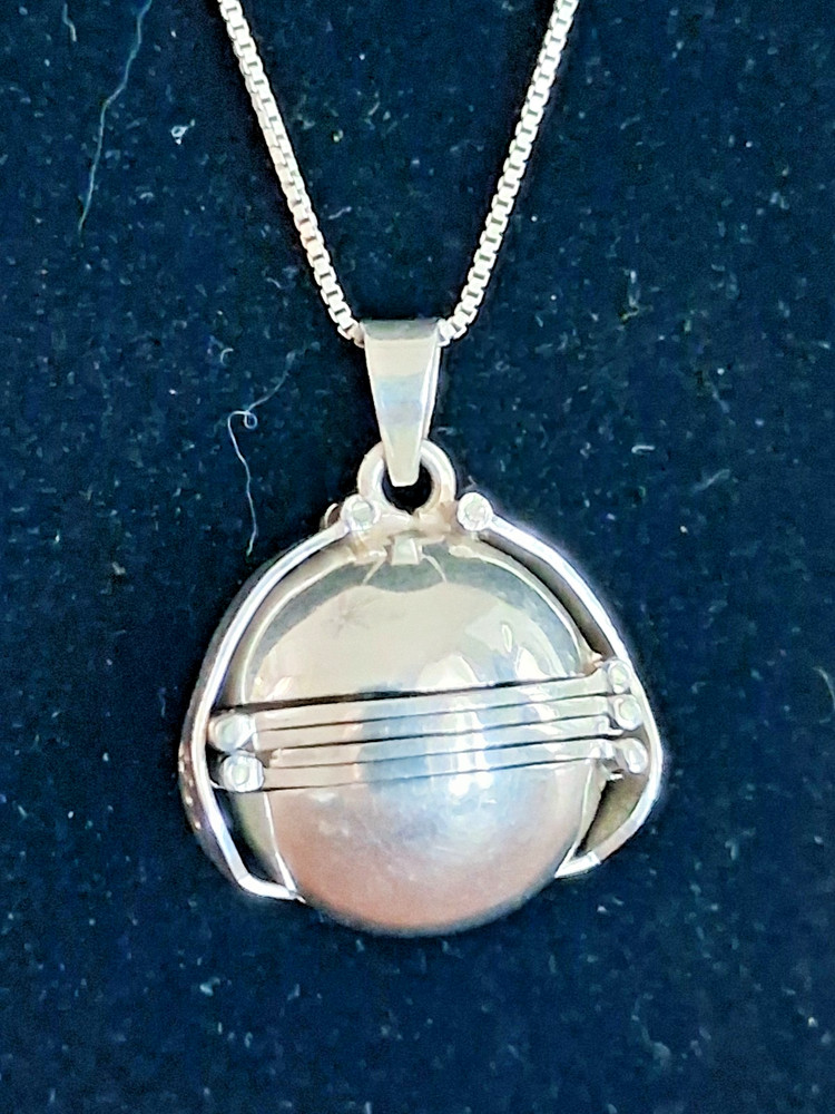 Vintage Taxco Mexico 925 Sterling Silver Folding 6-Photo Ball Locket Necklace