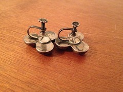 Vintage Mexican Silver Alloy Pair of Ball Form Decorated Screwback Earrings