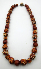 VTG 24″ UNUSUAL GEOMETRIC BEAD brown white silver tone mtl STRAND Necklace
