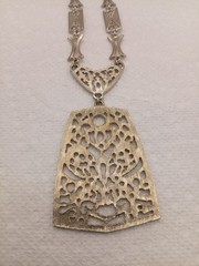 Vintage Unsigned Coro Necklace Silver Tone Open Scroll Work Pendant Necklace
