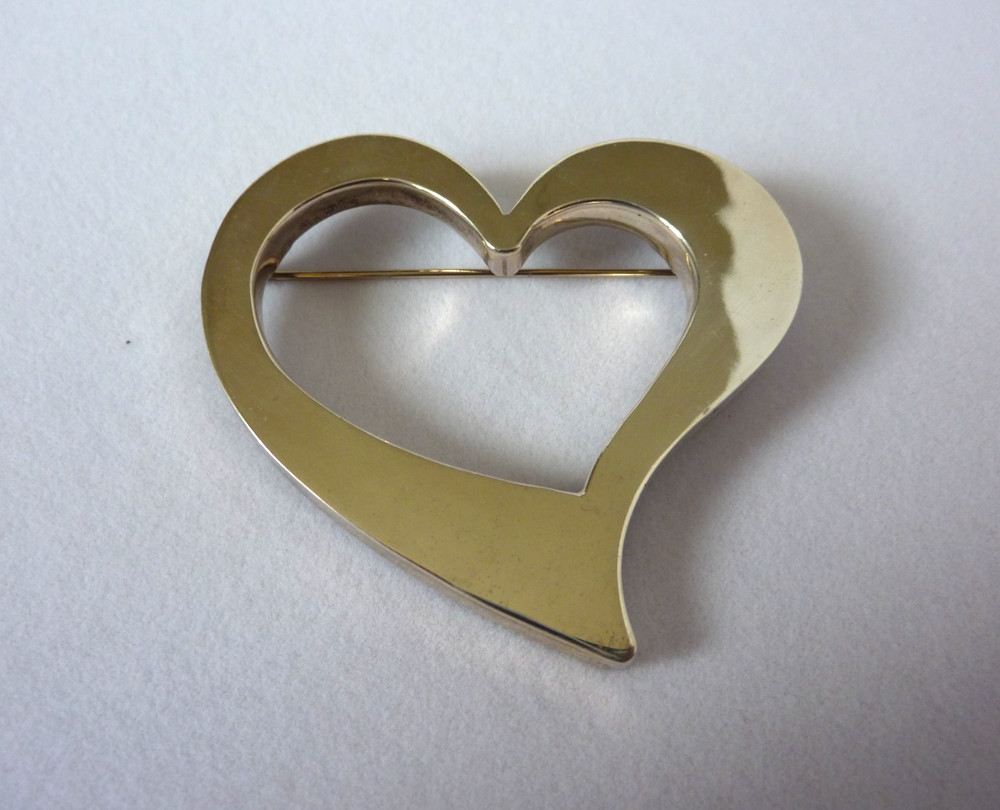 Vintage Large Taxco TS-76 Mexico Sterling 925 Silver Cut Out Curved Heart Brooch