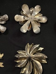 Vintage Enamel Flower Brooch Pin Lot 9pc 1960s 1970s Retro Mod Daisy Floral