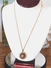 Vintage 14k Gold Fill Locket Black Hills 10k 12k Gold 4 Photo USA made See video