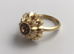 Vtg 1974 Avon Sunflower Gold Tone Topaz Crystal Ring Adjustable Size 7.5. #680