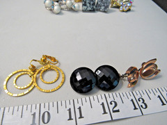 LOT OF 33 VINTAGE EARRINGS CLIP SCREWBACK ENAMEL RHINESTONE EISENBERG SARAH COV