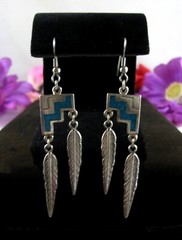 TURQUOISE CHIP Dangling FEATHER EARRINGS Vintage Pierced SW 92 Silvertone 3″