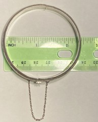 Vintage 925 Sterling Silver Hinged Bangle Bracelet 2.25″ Diameter, 8.1 grams