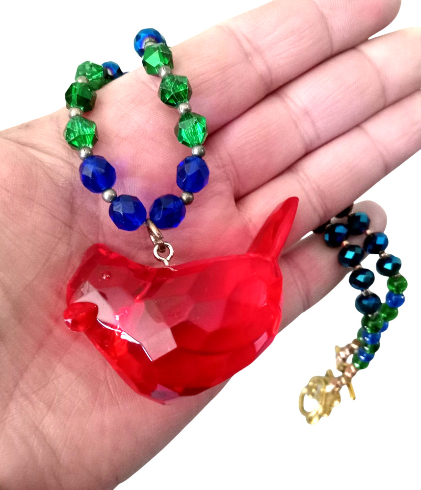 Vintage 3-D Faceted Red Bird Cardinal Acrylic Lucite Glass Metal Bead Necklace