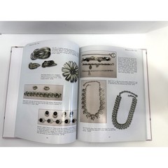 20th Century Costume Jewelry 1900-1980 Identification Value Guide R Lee Aikins
