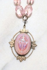 SALE! VINTAGE EGYPTIAN IRID PINK SCARAB PENDANT SCARAB BEAD GLASS NECKLACE SET