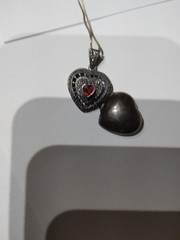 Vtg Heart Locket Pendant & Chain 17″ 925 Silver