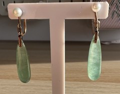 Vintage 10K Gold Jade & Pearl Drop Earrings 3.62g Screw Back Earrings