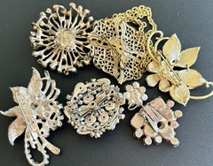 30PC VTG FLOWER PIN craft LOT,Mixed Media FLORAL ART,repurpose,HOLIDAY CRAFTS