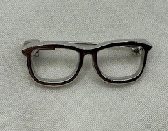 Petite Small Silver Tone Eye Glasses Brooch Pin