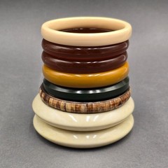 Vintage Earthy Bangle Bracelet 8″-9″ Rootbeer Butterscotch Lucite Plastic Set 8