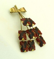 Vintage 1930s Trembler 8 Stemmed Art Glass Bouquet Pin; Disaster Relief