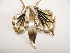 Vintage 25.3g Sterling Silver LARGE 2.5″ Calla Lily Lilies Necklace 15.5″