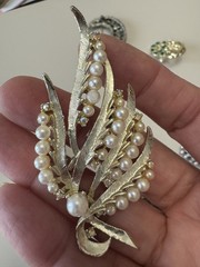 Vintage Brooch Lot of 7 Pcs 1950s 1960s 1970s Rhinestone Gem Retro Jewelry