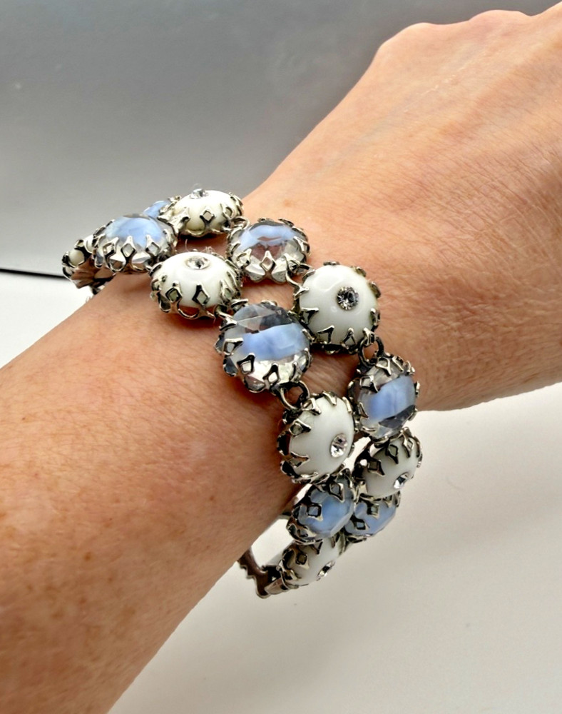Vintage Gayle attributed bracelet blue givre milk glass rhinestone crown prongs