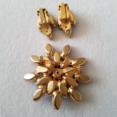 Vintage Blue Rivoli and Dark Green Marquise Brooch and Earrings Goldtone Set