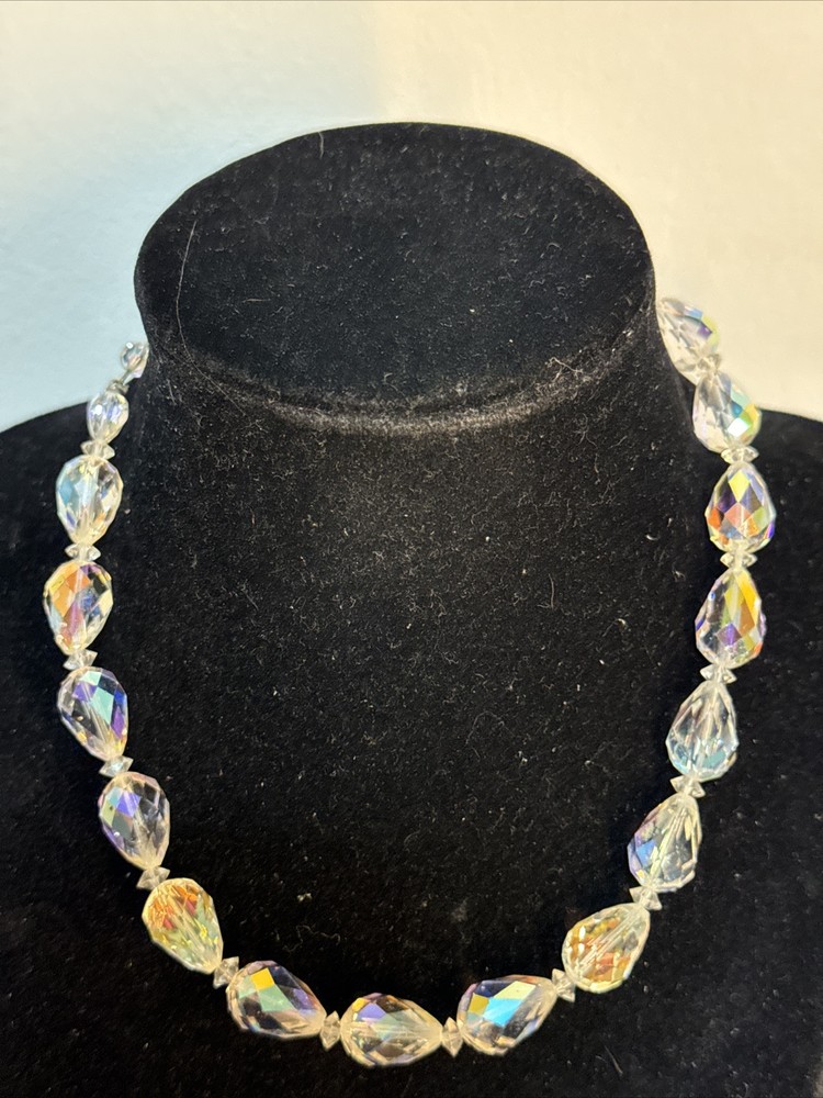 Vintage Brilliant Swarovski Teardrop Crystal Necklace 15.5 Inches