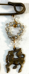 Vtg CELESTIAL DANGLE Charms Star Hearts Unicorn Ballet Slipper Safety Pin Brooch