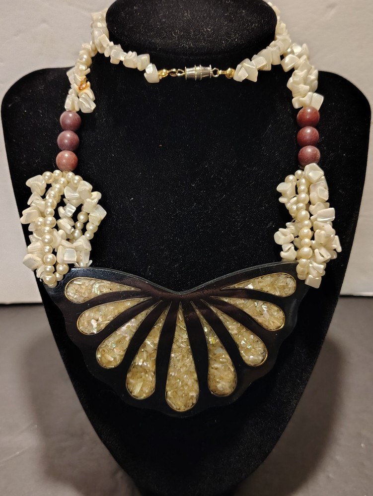 Vintage Lee Sands Mother Of Pearl Inlay with Beads Necklace 26in Statement Piece