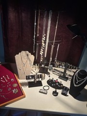 Rhinestones Crystals Bling Lot Of 95 Pieces A Few 925 Jewelry Some Signed 11