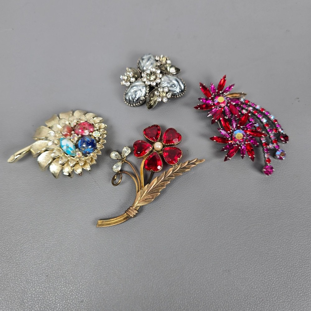 4 Vintage Aurora Borealis Rhinestone Crystal & Floral Brooches Gold/Silver Tone
