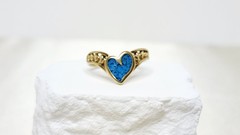 Vintage Gold Tone Heart Shaped Turquoise Ladies Ring Marked 88 – Size 8