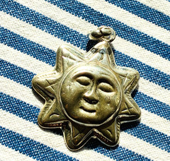 Vintage 925 SILVER PUFFY SUN FACE PENDANT 1.50″ Diameter Celestial Solar