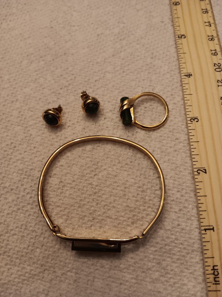 Avon 3 Faux Jade Ring, Earring And Braclet Vintage