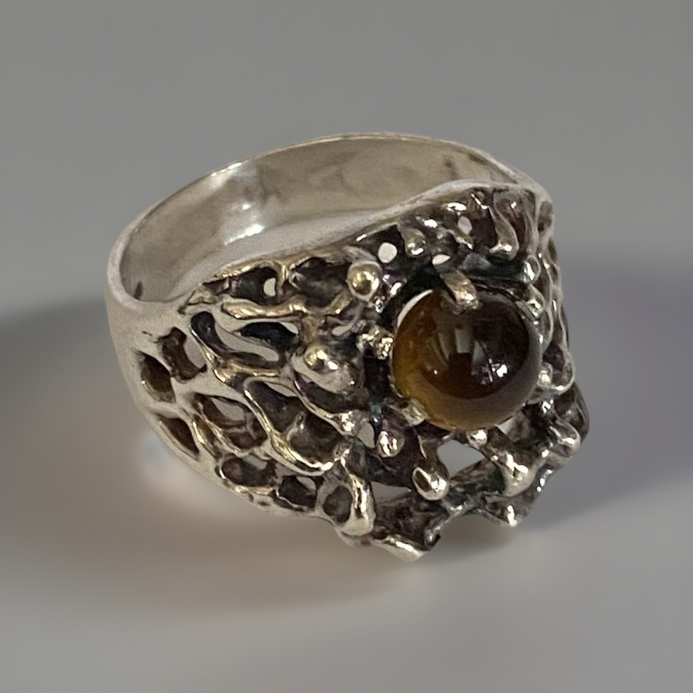 Vintage Men’s Sterling Silver Brutalist Tigers Eye Ring Modern Design Sz. 9.5″