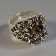 Vintage Men’s Sterling Silver Brutalist Tigers Eye Ring Modern Design Sz. 9.5″