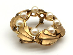 Henry Griffith Signed H.G. 60’s Brushed 1/20 12KTGF Cultured Pearls Wreath Pin