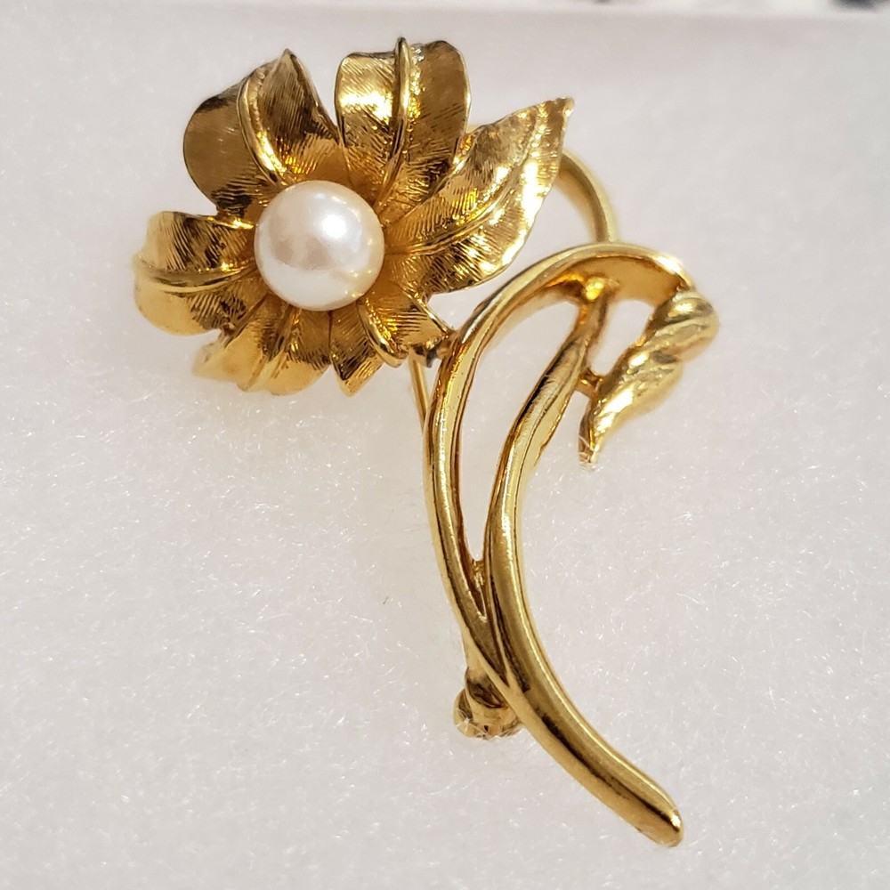 Vintage Midcentry Long Stem Goldtone Faux-Pearl Flower Brooch Pin, Secure Clasp