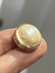 38. Christian Dior Gold tone White Creamy Faux Pearl Stud Earrings 17mm, 9.7g