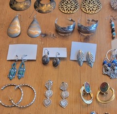 Lot Of 40 Pairs Wearable Vintage Fashion Earrings Wear Or Resell Great Variety
