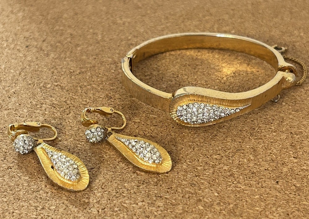 Hattie Carnegie Gold Tone Pave Rhinestone Hinged Bracelet + Clip On Earrings VTG