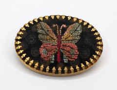 VTG Multicolor Black Needlepoint Butterfly Gold Tone Oval Brooch Pin 1 5/8″