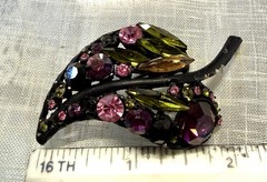 VTG.Black Japanned Rhinestone Brooch Clip Earring Set Pink Purple Green Navette