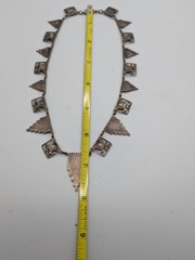 Vintage Art Deco Ornate Necklace 16″ Brass &Metal Roses