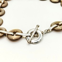 Choker Necklace Beige Disc Links Silver Tone Toggle Clasp 15.5 In Y2K