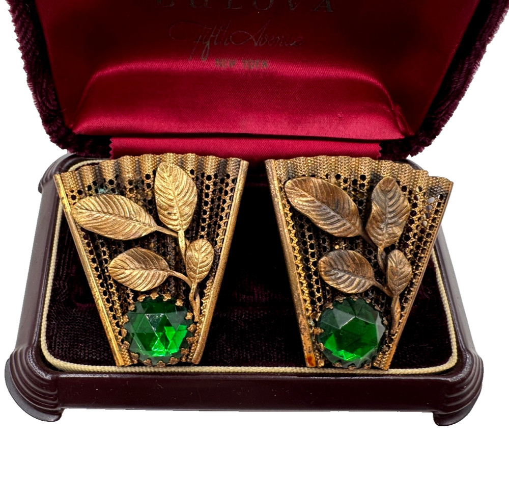 ANTIQUE ART DECO PAIR DRESS CLIP ADORNMENT RARE SET 2 GREEN EMERALD GOLD BRASS