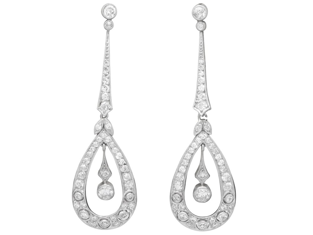 Antique Art Deco 2.25Ct Diamond and Platinum Drop Earrings Circa 1930