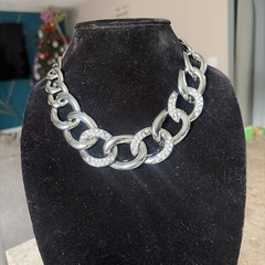 Ladies Vintage Good Quality Silver 18” Chunky Rhinestone Chain Link Necklace
