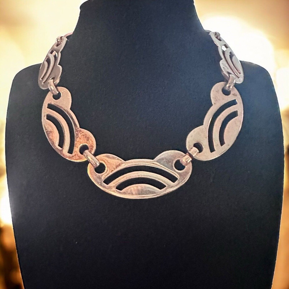 Vintage Choker Style Necklace Modernist Style Gold Tone 15 Inch 1970s 80s